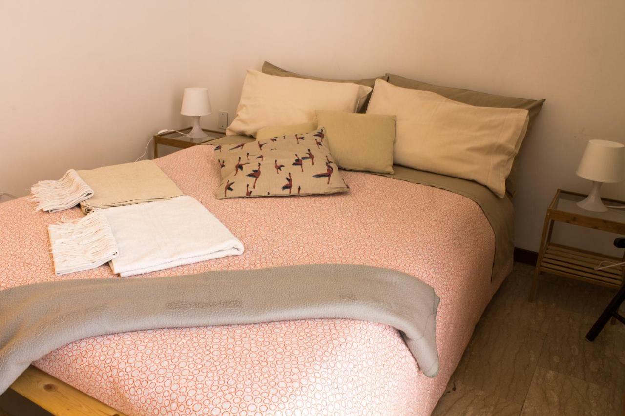 Bed and Breakfast A Due Passi Dal Lumiere Bolonia Exterior foto