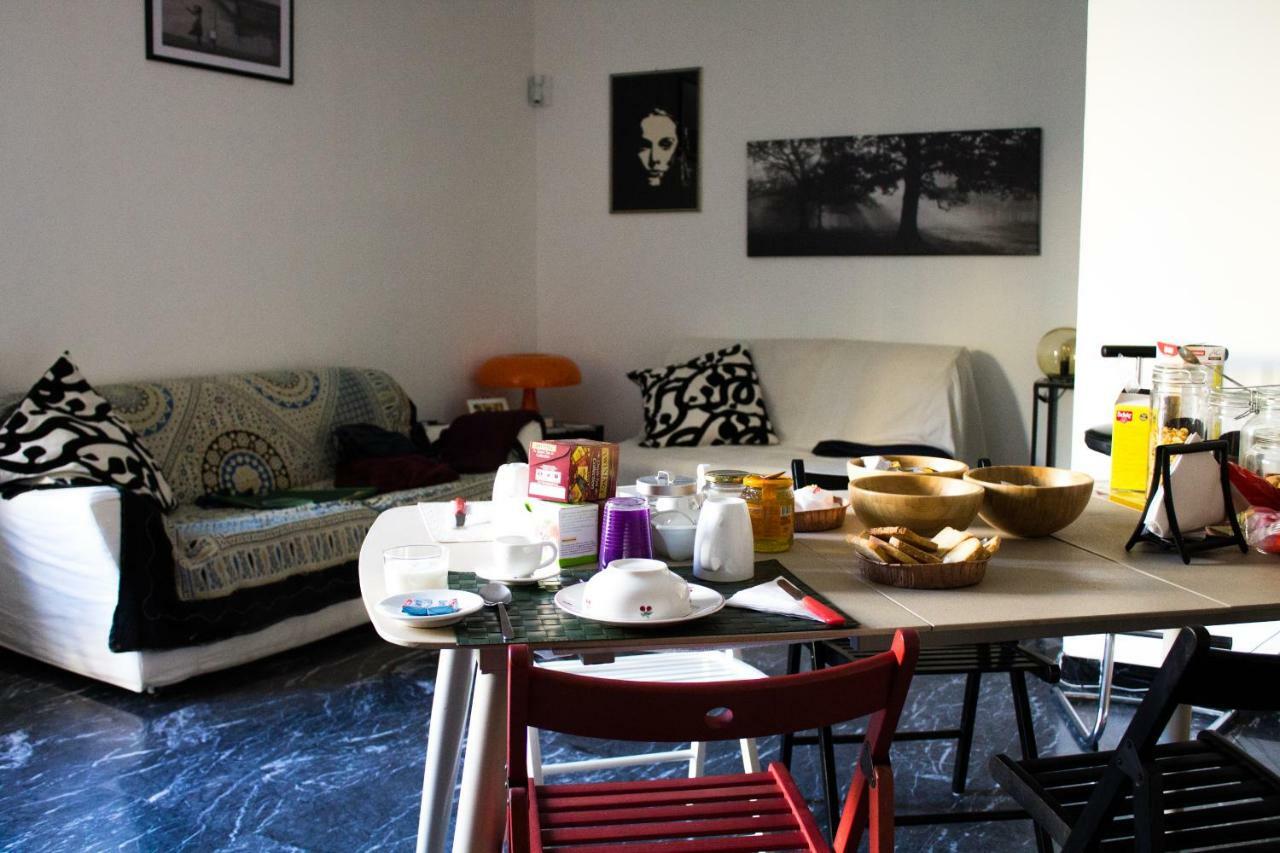 Bed and Breakfast A Due Passi Dal Lumiere Bolonia Exterior foto